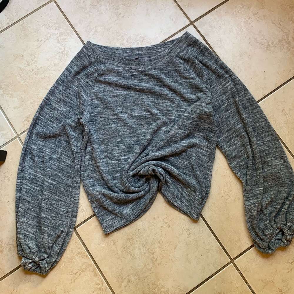 Jersey material scoop-neck Blouse by Lou Grey